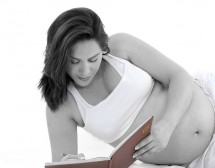 Майки влизат в битка с рисковата бременност