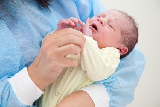 Новородено бебе - Токуда Болница