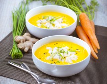 Крем супа от моркови и миди тартар