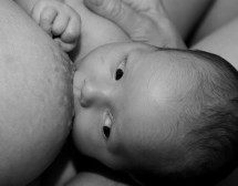 Успешното кърмене – опитът на една майка