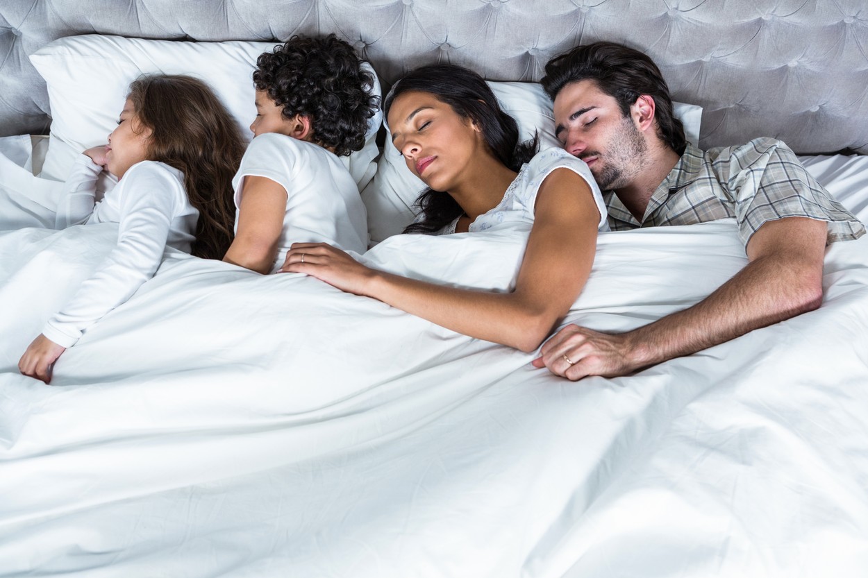 Сон семья визуализация. Семеро спящих в Тунисе.
