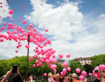 Над 1500 души се включиха в похода на Avon  срещу рака на гърдата