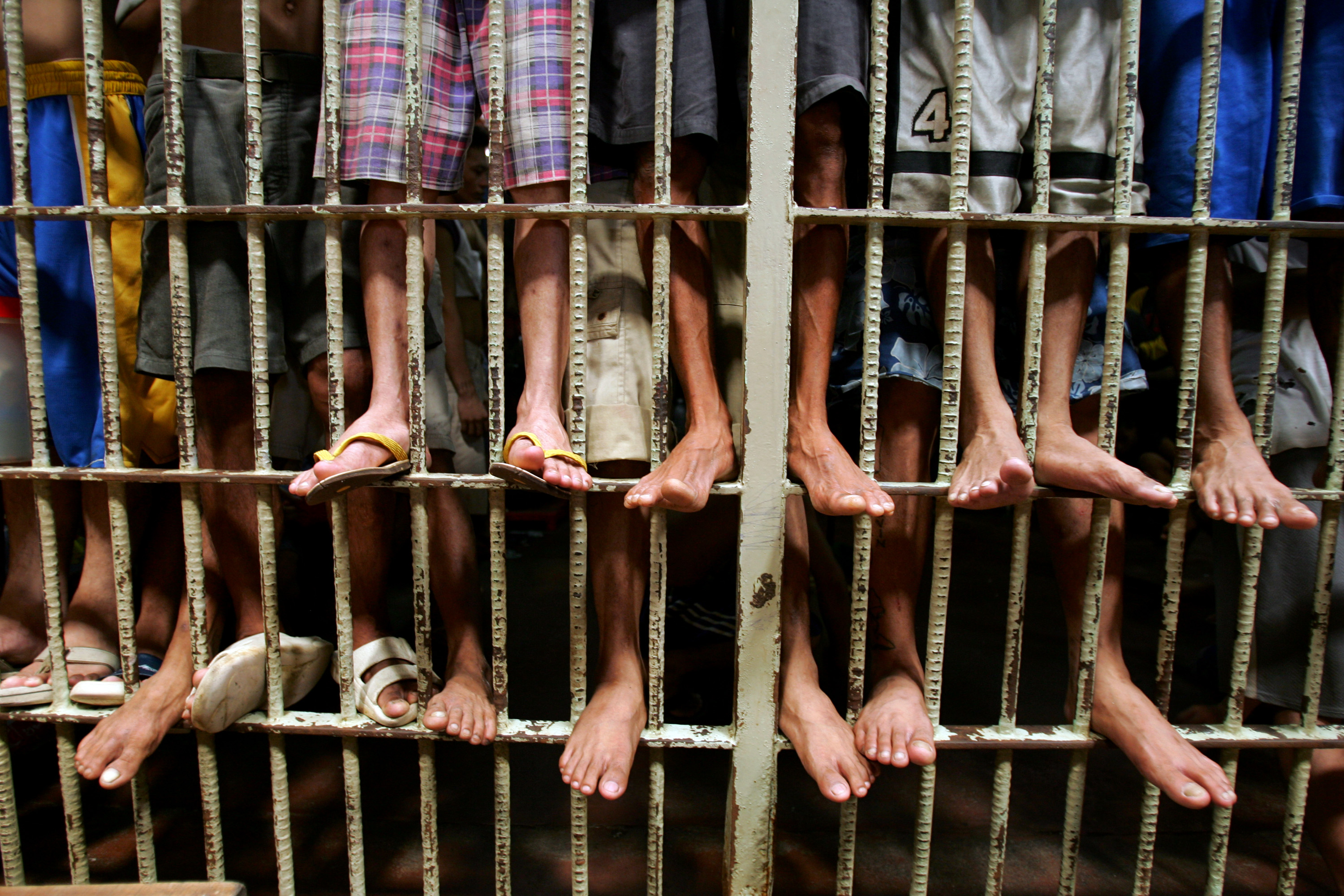 Prisoners Live In Cells Of Human Misery In Overcrowded Manila Jail