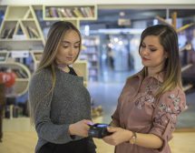 Fibank с иновации за тийнейджъри при онлайн пазаруването