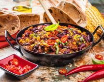Чили кон карне – пикантна мексиканска рецепта