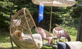 Новата колекция градински мебели на JYSK и дизайн тенденциите за лятото на 2023