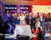 „Шоуто на блондинките“ отпразнува 15 години със супер купон (видео от концерта на Миро)