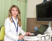 Д-р Гергана Георгиева: Освен профилактични прегледи при лекар, всяка жена трябва да прави самопреглед на гърдите си и вкъщи