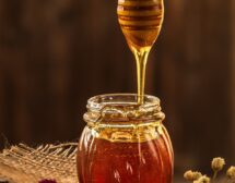 Яжте мед и чесън срещу грип и вируси