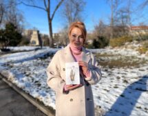 Мира Добрева с първи роман – „Светулки зад решетките“