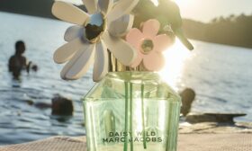 Daisy Wild Marc Jacobs – свежест на букет диви цветя